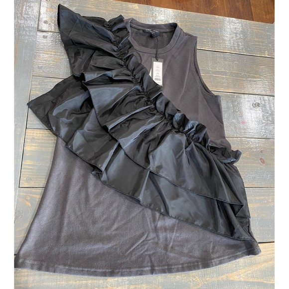 Romeo and Juliet ruffle blouse - Picture 2 of 4